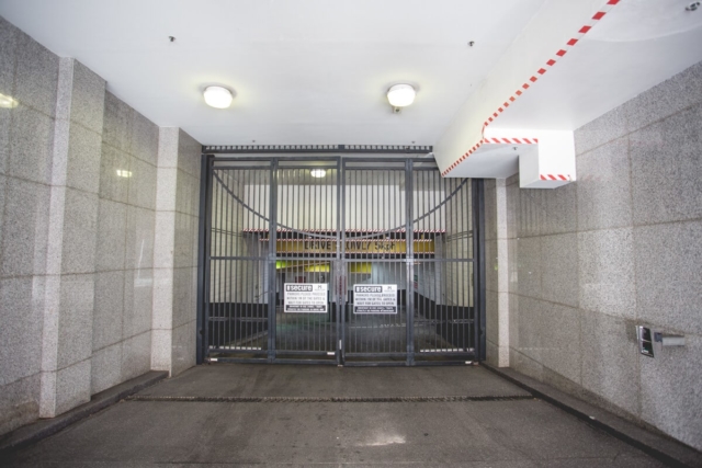 Commercial automatic swinging gates Sydney City Meriton apartment car park