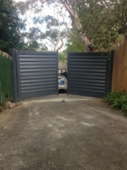 Automatic Swinging Colourbond Gates Sydney