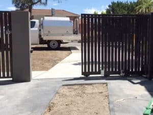 Triple Stack Telescopic Gate System Opening 4x3